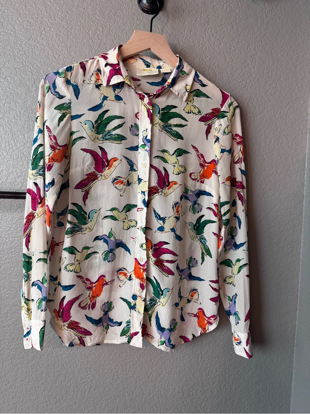 Maeve Anthropologie 100% Silk Hummingbird Print Button Down Blouse 0 - Picture 2 of 13